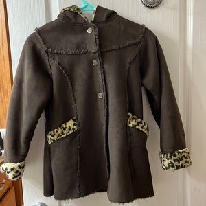 Adorable GIRLS  chocolate/leopard suede and faux fur jacket by Osh Gosh size 7/8